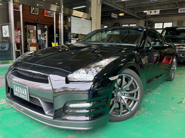 ＧＴ－Ｒ ブラックエディション　ワンオーナー　専用レカロシート　純正ナビ　バックカメラ　ＥＴＣ　運転席助手席パワーシート　運転席助手席シートヒーター　リアスポイラーインテリジェントキー（2枚目）