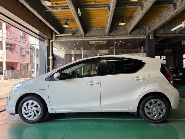 アクア S 純正SDナビ バックカメラ フルセグ LDA PCS オートマチックハイビーム スマートキー DVD再生 Bluetooth接続可 取扱説明書アリ 保証書アリ ナビ取説アリ スペアキー有(12枚目)