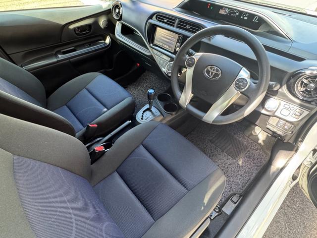 アクア S 純正SDナビ バックカメラ フルセグ LDA PCS オートマチックハイビーム スマートキー DVD再生 Bluetooth接続可 取扱説明書アリ 保証書アリ ナビ取説アリ スペアキー有(30枚目)