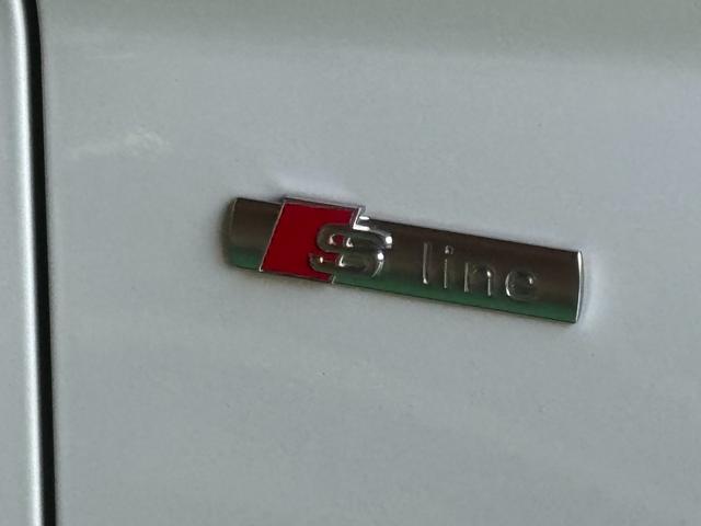 Q5スポーツバック 40TDIクワトロ Sライン 1オーナー パノラマサンルーフ コンフォートPKG SラインプラスPKG 純正ナビ ETC アダプティブクルーズコントロール アクティブレーンアシスト LEDヘッド パドルシフト パワーシート(20枚目)