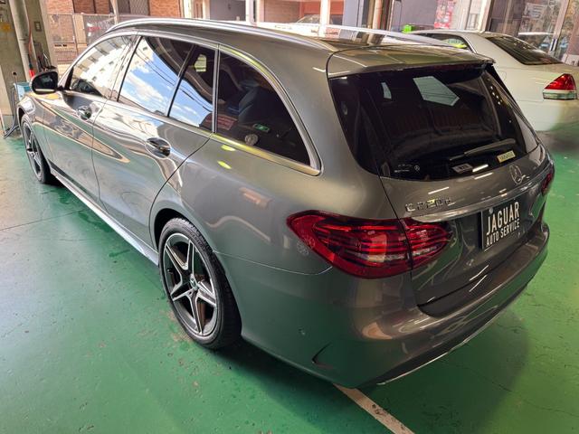 ワンオーナー車で内外装ともにコンディションのいいお車です。