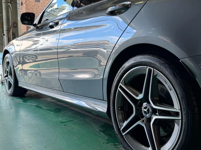 純正アルミホイール。