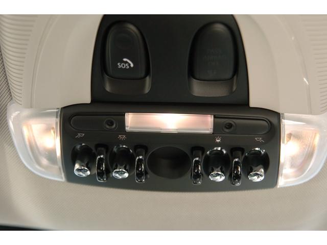 クーパーD クロスオーバー NAVI ペッパーPKG LED(19枚目)