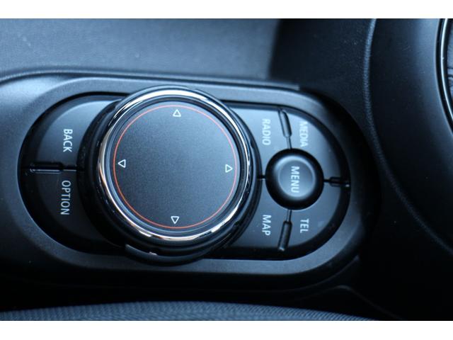 クーパーD ワンオーナー NAVI LEDヘッドライト 15インチAW ペッパーPKG コンフォートアクセス オートライト・レインセンサー ホワイトルーフ(31枚目)
