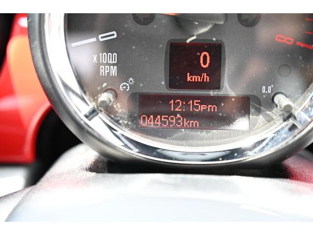ＭＩＮＩ ジョンクーパーワークス　クーペ　６速マニュアル車社外１７ＡＷ　ＰＤＣキセノンヘッドライト　オートライト　レインセンサー　クルコン（48枚目）