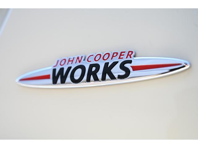 ＭＩＮＩ ジョンクーパーワークス　コンバーチブル　コンバーチブルＪＣＷ　Ｙｏｕｒｓソフトトップ　シートヒーター　ヘッドアップディスプレイ　ＥＴＣ２．０（32枚目）