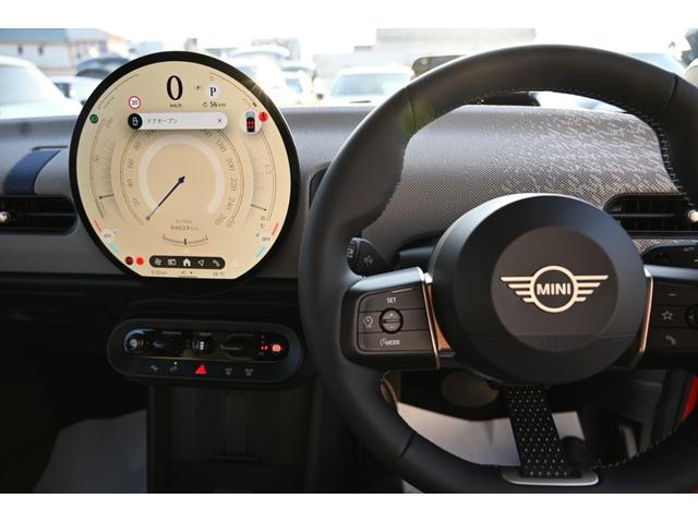 ＭＩＮＩ クーパーＣ　クラシック・トリム　元弊社デモカー　純正ナビ　純正１７ＡＷ　ドライブアシスト　Ｂカメラ　ＰＤＣ　電動シート　ＨＵＤ　ハーマンカードン（48枚目）