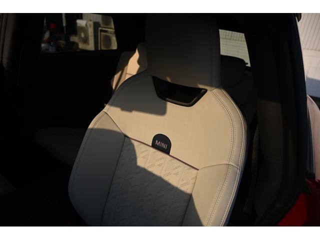 ＭＩＮＩ クーパーＣ　クラシック・トリム　元弊社デモカー　純正ナビ　純正１７ＡＷ　ドライブアシスト　Ｂカメラ　ＰＤＣ　電動シート　ＨＵＤ　ハーマンカードン（77枚目）