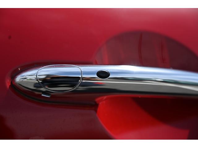 ＭＩＮＩ クーパー　サザーク　限定車　純正ナビ　純正１７インチＡＷ　Ｓキー　ＬＥＤライト　レザレットシート　シートヒーター（80枚目）
