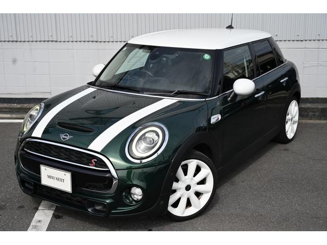 ＭＩＮＩ クーパーＳ　純正ナビ　純正１８ＡＷ　Ｄアシスト　Ｄアシスト　ＡｐｐｌｅＣａｒＰｌａｙ　　前後ＰＤＣ　ＡＣＣ　Ｄモード　ＨＵＤ（2枚目）