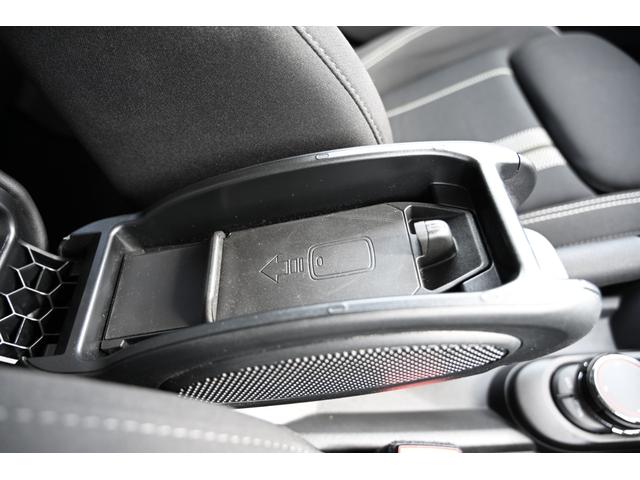 ＭＩＮＩ クーパーＳ　純正ナビ　純正１８ＡＷ　Ｄアシスト　Ｄアシスト　ＡｐｐｌｅＣａｒＰｌａｙ　　前後ＰＤＣ　ＡＣＣ　Ｄモード　ＨＵＤ（65枚目）