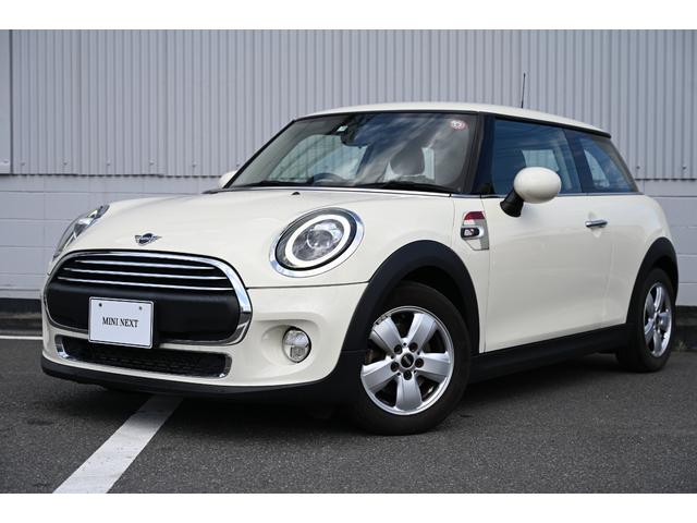 ＭＩＮＩ ヴィクトリア　限定車　純正ナビ　純正１５ＡＷ　ＡＢＳ　ＬＥＤライト　アームレスト（2枚目）