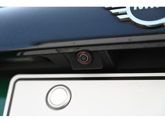 ＭＩＮＩ クーパーＳ　６０周年記念限定車　純正本革シート　Ｄアシスト　純正ナビ　Ｓキー　ＥＴＣ２．０　ＬＥＤヘッドランプ　シートヒーター　ＡＣＣ（31枚目）