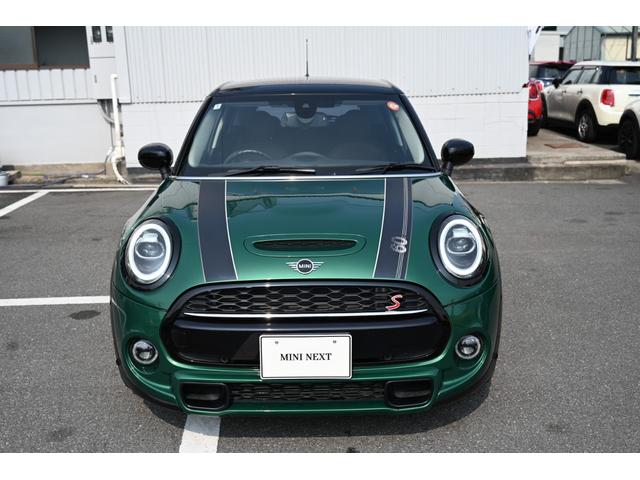 ＭＩＮＩ クーパーＳ　６０周年記念限定車　純正本革シート　Ｄアシスト　純正ナビ　Ｓキー　ＥＴＣ２．０　ＬＥＤヘッドランプ　シートヒーター　ＡＣＣ（77枚目）