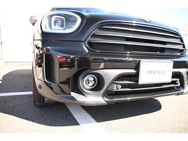 ＭＩＮＩ クーパーＤ　クロスオーバー・シャドー・エディション　限定車　純正１８ＡＷ　ＡｐｐｌｅＣａｒＰｌａｙ　前後ＰＤＣ　ワイヤレスチャージング　Ｄアシスト　バックカメラ　ＥＴＣ２．０　ＬＥＤヘッドライト　レザレットシート　シートヒーター　オートライト　ＡＣＣ（13枚目）