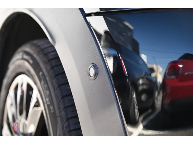 ＭＩＮＩ クーパーＤ　クロスオーバー・シャドー・エディション　限定車　純正１８ＡＷ　ＡｐｐｌｅＣａｒＰｌａｙ　前後ＰＤＣ　ワイヤレスチャージング　Ｄアシスト　バックカメラ　ＥＴＣ２．０　ＬＥＤヘッドライト　レザレットシート　シートヒーター　オートライト　ＡＣＣ（16枚目）