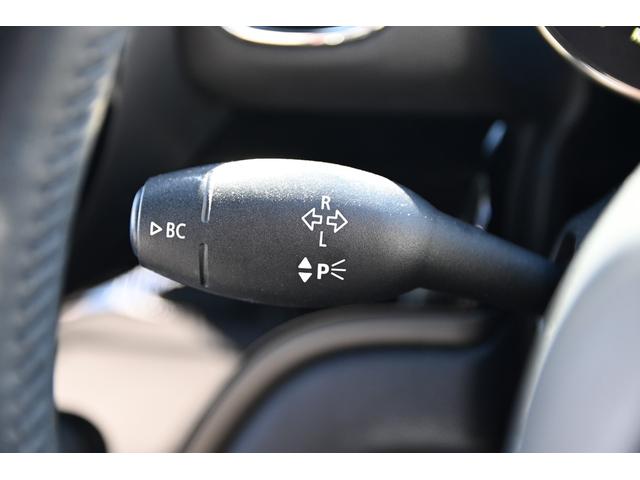 ＭＩＮＩ クーパーＤ　クロスオーバー・シャドー・エディション　限定車　純正１８ＡＷ　ＡｐｐｌｅＣａｒＰｌａｙ　前後ＰＤＣ　ワイヤレスチャージング　Ｄアシスト　バックカメラ　ＥＴＣ２．０　ＬＥＤヘッドライト　レザレットシート　シートヒーター　オートライト　ＡＣＣ（56枚目）