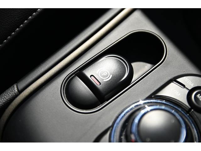 ＭＩＮＩ クーパーＤ　クロスオーバー・シャドー・エディション　限定車　純正１８ＡＷ　ＡｐｐｌｅＣａｒＰｌａｙ　前後ＰＤＣ　ワイヤレスチャージング　Ｄアシスト　バックカメラ　ＥＴＣ２．０　ＬＥＤヘッドライト　レザレットシート　シートヒーター　オートライト　ＡＣＣ（67枚目）