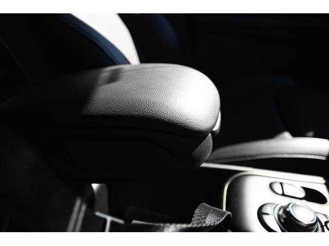 ＭＩＮＩ クーパーＤ　クロスオーバー・シャドー・エディション　限定車　純正１８ＡＷ　ＡｐｐｌｅＣａｒＰｌａｙ　前後ＰＤＣ　ワイヤレスチャージング　Ｄアシスト　バックカメラ　ＥＴＣ２．０　ＬＥＤヘッドライト　レザレットシート　シートヒーター　オートライト　ＡＣＣ（69枚目）