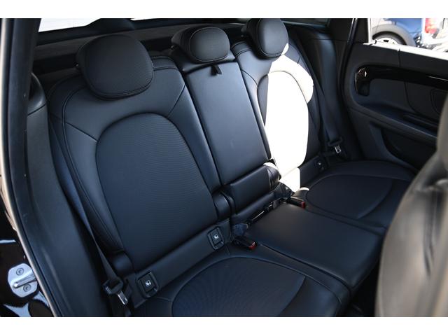 ＭＩＮＩ クーパーＤ　クロスオーバー・シャドー・エディション　限定車　純正１８ＡＷ　ＡｐｐｌｅＣａｒＰｌａｙ　前後ＰＤＣ　ワイヤレスチャージング　Ｄアシスト　バックカメラ　ＥＴＣ２．０　ＬＥＤヘッドライト　レザレットシート　シートヒーター　オートライト　ＡＣＣ（75枚目）
