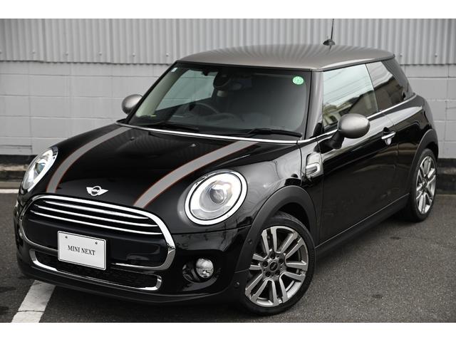 ＭＩＮＩ クーパー　セブン　限定車セブン　純正ＨＤＤナビ　純正１７インチＡＷ　Ｄアシスト　バックカメラ　ＰＤＣ　ＬＥＤヘッドライト　ハーフレザーシート　ドライビングモード　ワンオーナー　ヘッドアップディスプレイ（3枚目）