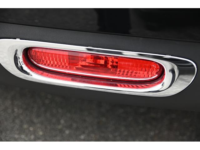 ＭＩＮＩ クーパー　セブン　限定車セブン　純正ＨＤＤナビ　純正１７インチＡＷ　Ｄアシスト　バックカメラ　ＰＤＣ　ＬＥＤヘッドライト　ハーフレザーシート　ドライビングモード　ワンオーナー　ヘッドアップディスプレイ（29枚目）
