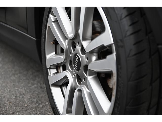 ＭＩＮＩ クーパー　セブン　限定車セブン　純正ＨＤＤナビ　純正１７インチＡＷ　Ｄアシスト　バックカメラ　ＰＤＣ　ＬＥＤヘッドライト　ハーフレザーシート　ドライビングモード　ワンオーナー　ヘッドアップディスプレイ（34枚目）