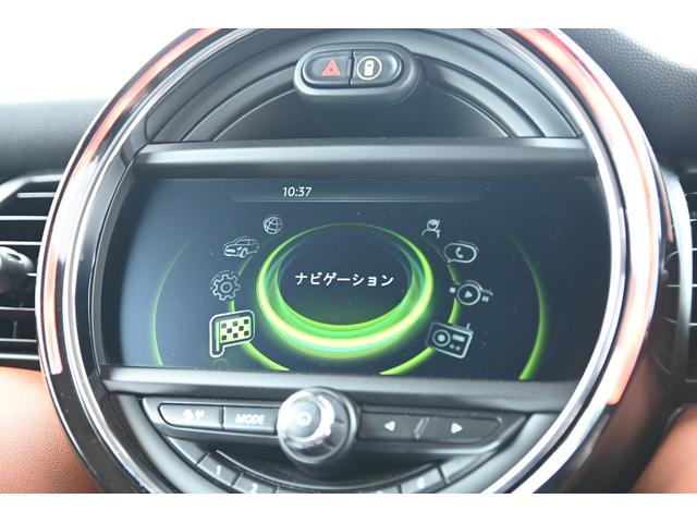 ＭＩＮＩ クーパー　セブン　限定車セブン　純正ＨＤＤナビ　純正１７インチＡＷ　Ｄアシスト　バックカメラ　ＰＤＣ　ＬＥＤヘッドライト　ハーフレザーシート　ドライビングモード　ワンオーナー　ヘッドアップディスプレイ（58枚目）