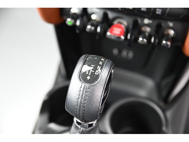 ＭＩＮＩ クーパー　セブン　限定車セブン　純正ＨＤＤナビ　純正１７インチＡＷ　Ｄアシスト　バックカメラ　ＰＤＣ　ＬＥＤヘッドライト　ハーフレザーシート　ドライビングモード　ワンオーナー　ヘッドアップディスプレイ（63枚目）