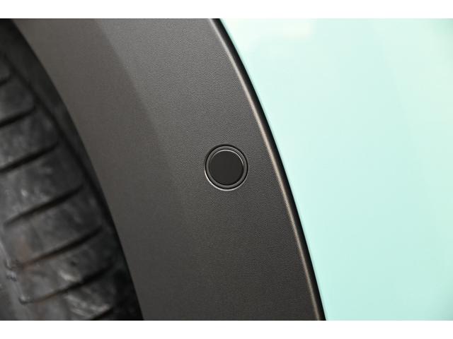 ＭＩＮＩ エースマンＳＥ　フェイバリット・トリム　元デモカー　純正ナビ　純正１８ＡＷ　ＰＤＣ　パノラマビュー　スポーツステアリング　　Ｓヒーター　ステアリングヒーター　リバースアシスト　ワイヤレスチャージング　ＡＣＣ　ＨＵＤ　ＡｐｐｌｅＣａｒＰｌａｙ（18枚目）