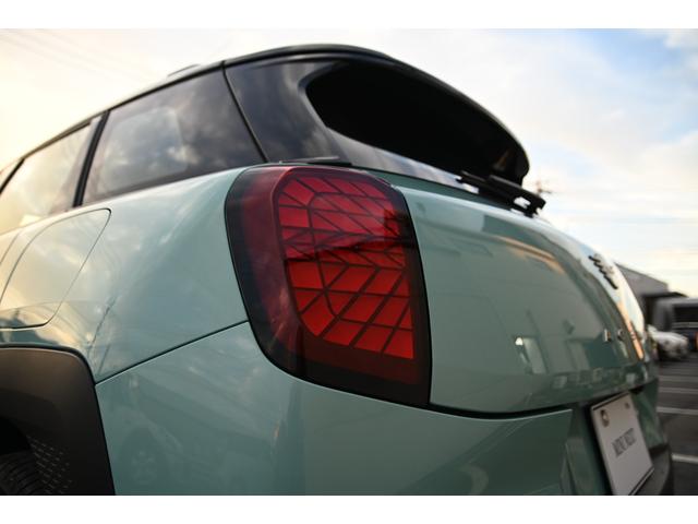 ＭＩＮＩ エースマンＳＥ　フェイバリット・トリム　元デモカー　純正ナビ　純正１８ＡＷ　ＰＤＣ　パノラマビュー　スポーツステアリング　　Ｓヒーター　ステアリングヒーター　リバースアシスト　ワイヤレスチャージング　ＡＣＣ　ＨＵＤ　ＡｐｐｌｅＣａｒＰｌａｙ（34枚目）