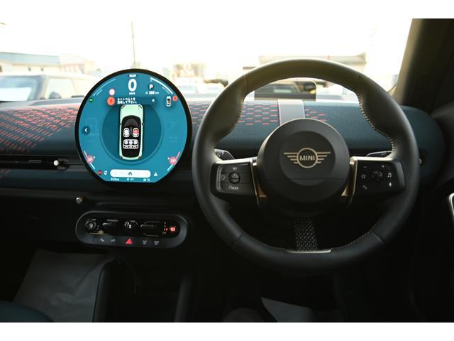 ＭＩＮＩ エースマンＳＥ　フェイバリット・トリム　元デモカー　純正ナビ　純正１８ＡＷ　ＰＤＣ　パノラマビュー　スポーツステアリング　　Ｓヒーター　ステアリングヒーター　リバースアシスト　ワイヤレスチャージング　ＡＣＣ　ＨＵＤ　ＡｐｐｌｅＣａｒＰｌａｙ（48枚目）