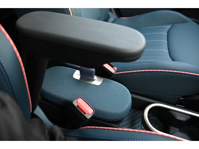 ＭＩＮＩ エースマンＳＥ　フェイバリット・トリム　元デモカー　純正ナビ　純正１８ＡＷ　ＰＤＣ　パノラマビュー　スポーツステアリング　　Ｓヒーター　ステアリングヒーター　リバースアシスト　ワイヤレスチャージング　ＡＣＣ　ＨＵＤ　ＡｐｐｌｅＣａｒＰｌａｙ（67枚目）