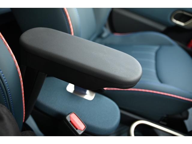 ＭＩＮＩ エースマンＳＥ　フェイバリット・トリム　元デモカー　純正ナビ　純正１８ＡＷ　ＰＤＣ　パノラマビュー　スポーツステアリング　　Ｓヒーター　ステアリングヒーター　リバースアシスト　ワイヤレスチャージング　ＡＣＣ　ＨＵＤ　ＡｐｐｌｅＣａｒＰｌａｙ（68枚目）