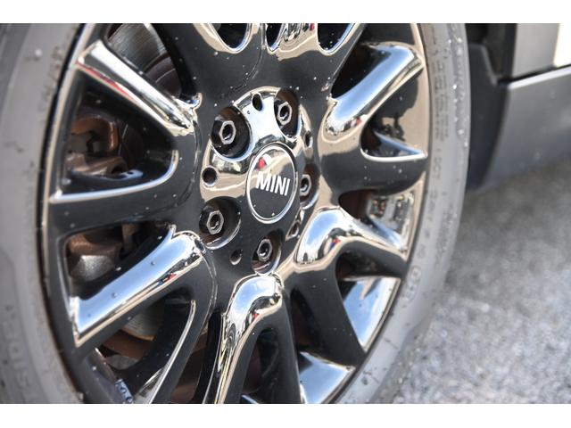 ＭＩＮＩ クーパー　ファーストパッケージ　クラシック・トリム　純正１６ＡＷ　前後ＰＤＣ　ワイヤレスチャージング　バックカメラ　ＰＤＣ　コンフォートアクセス　アームレスト　ＥＴＣ２．０　ＬＥＤヘッドライト　ドライビングモード　オートライト　レインセンサー（20枚目）