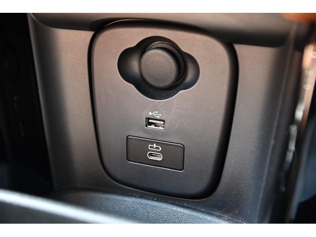 ＭＩＮＩ クーパー　ファーストパッケージ　クラシック・トリム　純正１６ＡＷ　前後ＰＤＣ　ワイヤレスチャージング　バックカメラ　ＰＤＣ　コンフォートアクセス　アームレスト　ＥＴＣ２．０　ＬＥＤヘッドライト　ドライビングモード　オートライト　レインセンサー（59枚目）