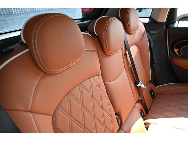 ＭＩＮＩ クーパー　ファーストパッケージ　クラシック・トリム　純正１６ＡＷ　前後ＰＤＣ　ワイヤレスチャージング　バックカメラ　ＰＤＣ　コンフォートアクセス　アームレスト　ＥＴＣ２．０　ＬＥＤヘッドライト　ドライビングモード　オートライト　レインセンサー（73枚目）