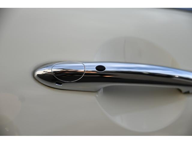 ＭＩＮＩ クーパー　純正ＨＤＤナビ　純正１５インチＡＷ　Ｄアシスト　純正ＨＤＤナビ　バックカメラ　ＰＤＣ　コンフォートアクセス　アームレスト　ＬＥＤヘッドライト　オートライト　レインセンサー　ワンオーナー（22枚目）