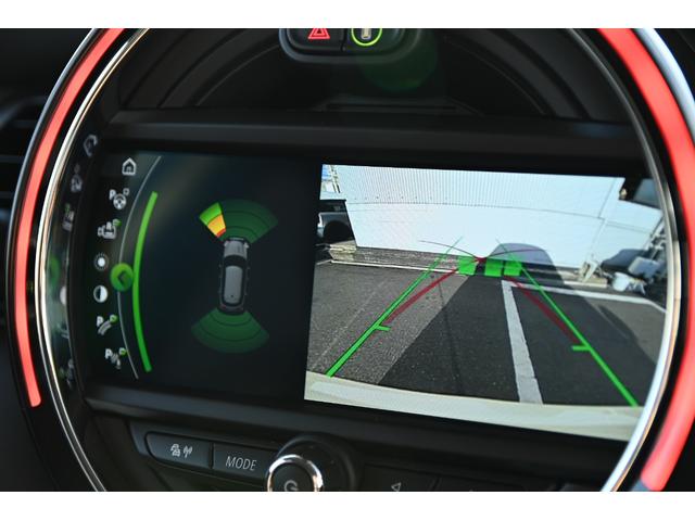 ＭＩＮＩ クーパー　純正ＨＤＤナビ　純正１５インチＡＷ　Ｄアシスト　純正ＨＤＤナビ　バックカメラ　ＰＤＣ　コンフォートアクセス　アームレスト　ＬＥＤヘッドライト　オートライト　レインセンサー　ワンオーナー（53枚目）