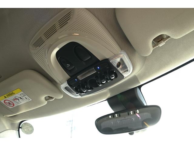 ＭＩＮＩ クーパー　純正ＨＤＤナビ　純正１５インチＡＷ　Ｄアシスト　純正ＨＤＤナビ　バックカメラ　ＰＤＣ　コンフォートアクセス　アームレスト　ＬＥＤヘッドライト　オートライト　レインセンサー　ワンオーナー（62枚目）