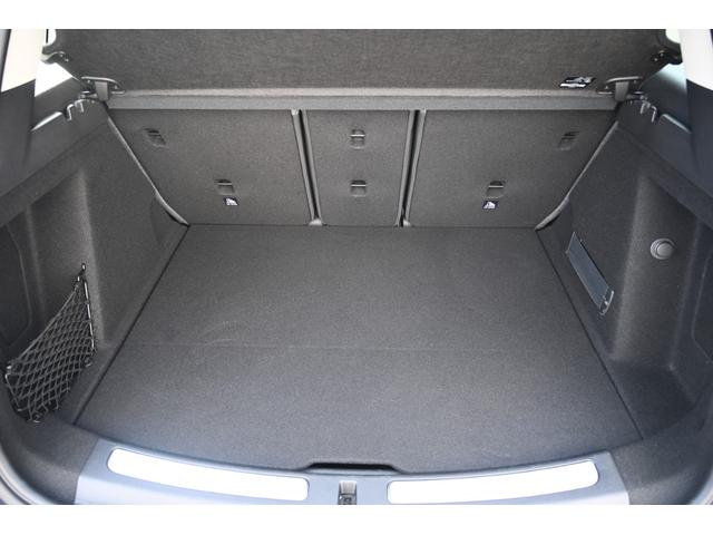 ＭＩＮＩ クーパーＤ　クロスオーバー　クラシック・トリム　純正１７ＡＷ　Ｄメーター　Ｄアシスト　Ｂカメラ　前後ＰＤＣ　コンフォートアクセス　ＥＴＣ２．０　ＬＥＤヘッドライト　ワイヤレスチャージング　ハーフレザーシート　ワンオーナー　ＡｐｐｌｅＣａｒＰｌａｙ（40枚目）