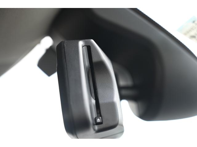 ＭＩＮＩ クーパーＤ　クロスオーバー　クラシック・トリム　純正１７ＡＷ　Ｄメーター　Ｄアシスト　Ｂカメラ　前後ＰＤＣ　コンフォートアクセス　ＥＴＣ２．０　ＬＥＤヘッドライト　ワイヤレスチャージング　ハーフレザーシート　ワンオーナー　ＡｐｐｌｅＣａｒＰｌａｙ（70枚目）