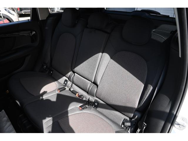 ＭＩＮＩ クーパーＤ　クロスオーバー　純正１７ＡＷ　Ｄアシスト　純正ナビ　Ｂカメラ　ＰＤＣ　ＬＥＤヘッドライト　ＥＴＣ２．０　電動リアゲート　オートライト　レインセンサー　ＡＣＣ（65枚目）