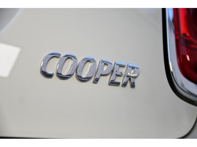 ＭＩＮＩ クーパー　純正ナビ　純正１５ＡＷ　前後ＰＤＣ　Ｄアシスト　Ｂカメラ　コンフォートアクセス　アームレスト　ＬＥＤヘッドライト　オートライト　レインセンサー　ワンーオーナー　シートヒーター（30枚目）