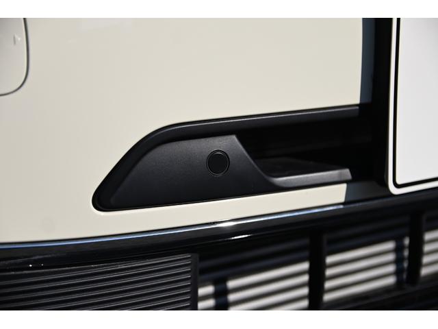 ＭＩＮＩ クーパー　エッセンシャル・トリム　純正１６ＡＷ　Ｂカメラ　前後ＰＤＣ　コンフォートアクセス　アームレスト　ＥＴＣ２．０　ＬＥＤヘッドライト　レインセンサー　ハーフレザーシート　ドライビングモード　クルコン　ＡｐｐｌｅＣａｒＰｌａｙ（14枚目）