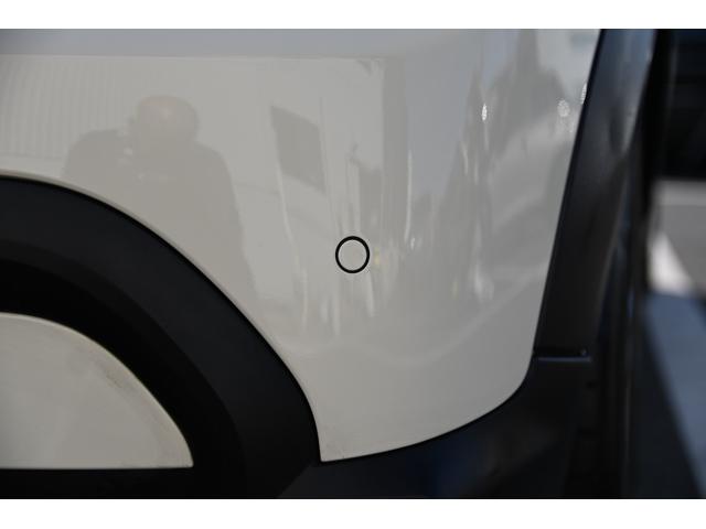 ＭＩＮＩ クーパー　エッセンシャル・トリム　純正１６ＡＷ　Ｂカメラ　前後ＰＤＣ　コンフォートアクセス　アームレスト　ＥＴＣ２．０　ＬＥＤヘッドライト　レインセンサー　ハーフレザーシート　ドライビングモード　クルコン　ＡｐｐｌｅＣａｒＰｌａｙ（24枚目）