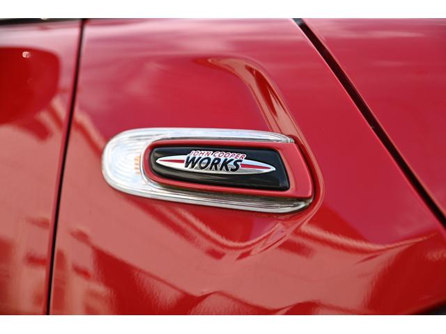 ＭＩＮＩ ジョンクーパーワークス　純正ナビ　純正１８インチＡＷ　Ｄメーター　Ｄアシスト　Ｂカメラ　ＰＤＣ　コンフォートアクセス　アームレスト　ＥＴＣ２．０　ＬＥＤヘッドライト　ドライビングモード　ＨＵＤ　ＡＣＣ　シートヒーター（20枚目）