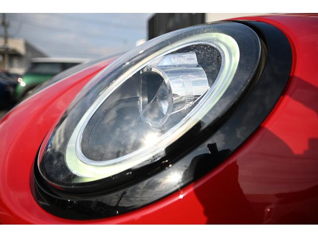 ＭＩＮＩ ジョンクーパーワークス　純正ナビ　純正１８インチＡＷ　Ｄメーター　Ｄアシスト　Ｂカメラ　ＰＤＣ　コンフォートアクセス　アームレスト　ＥＴＣ２．０　ＬＥＤヘッドライト　ドライビングモード　ＨＵＤ　ＡＣＣ　シートヒーター（40枚目）