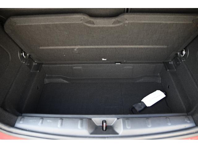 ＭＩＮＩ ジョンクーパーワークス　純正ナビ　純正１８インチＡＷ　Ｄメーター　Ｄアシスト　Ｂカメラ　ＰＤＣ　コンフォートアクセス　アームレスト　ＥＴＣ２．０　ＬＥＤヘッドライト　ドライビングモード　ＨＵＤ　ＡＣＣ　シートヒーター（44枚目）