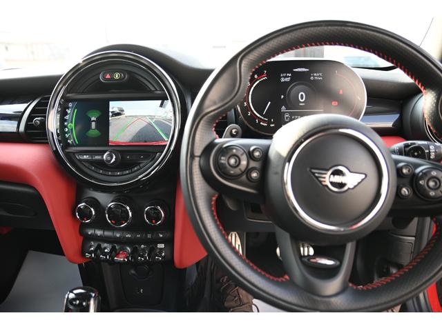 ＭＩＮＩ ジョンクーパーワークス　純正ナビ　純正１８インチＡＷ　Ｄメーター　Ｄアシスト　Ｂカメラ　ＰＤＣ　コンフォートアクセス　アームレスト　ＥＴＣ２．０　ＬＥＤヘッドライト　ドライビングモード　ＨＵＤ　ＡＣＣ　シートヒーター（51枚目）